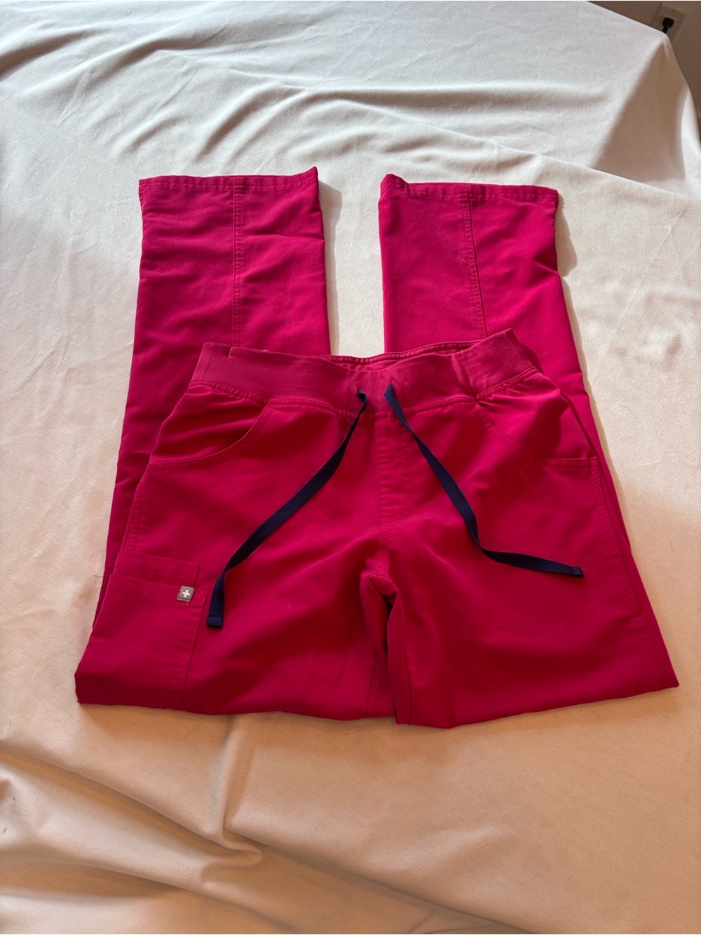 Figs Bright Magenta scrub bottoms